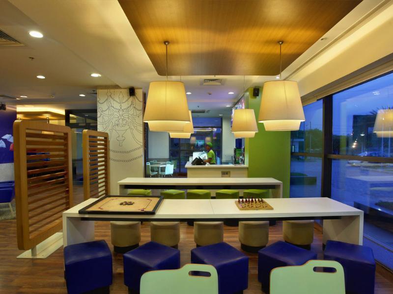 Hotel Caspia Pro Greater Noida Exterior photo