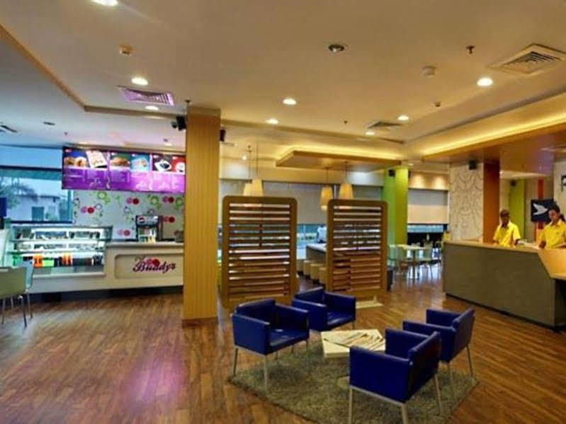 Hotel Caspia Pro Greater Noida Exterior photo